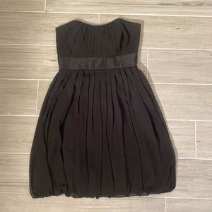 White House Black Market Strapless Party Dress Balloon Hem Size 2.